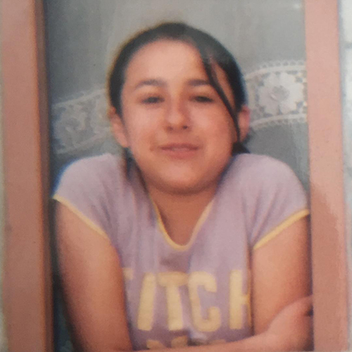 Esra aprak